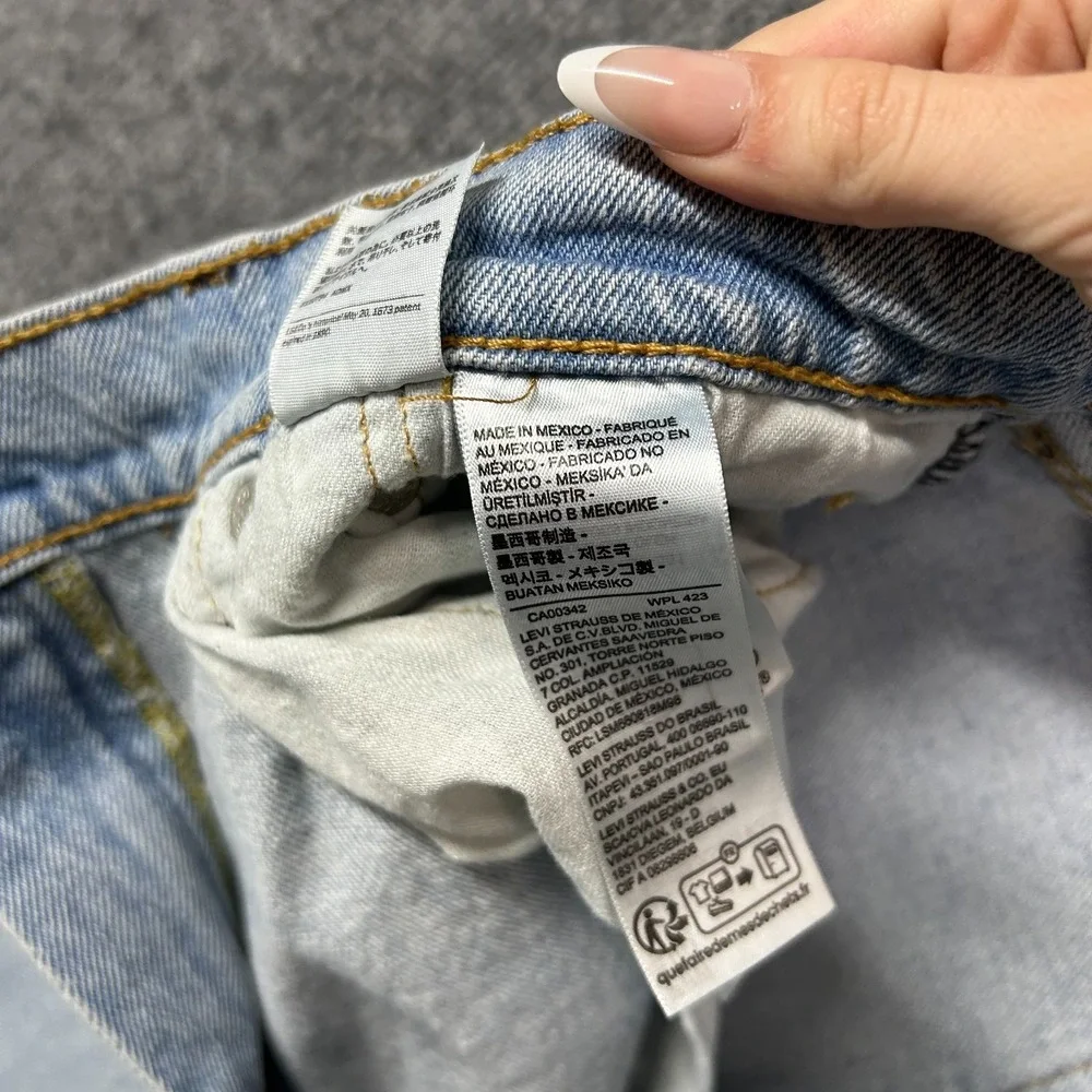 Levi's 505 Straight Jeans Men's Blue Denim Pockets Classic Zip Fly - 30X30